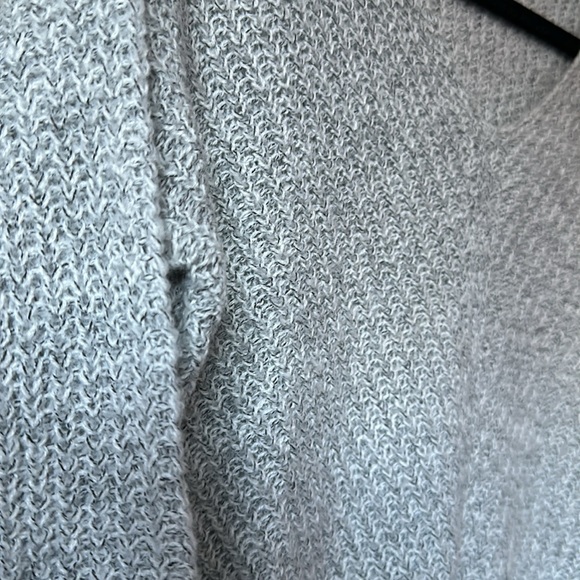 ASOS V-neck ribbed sweater size XS - Picture 7 of 8